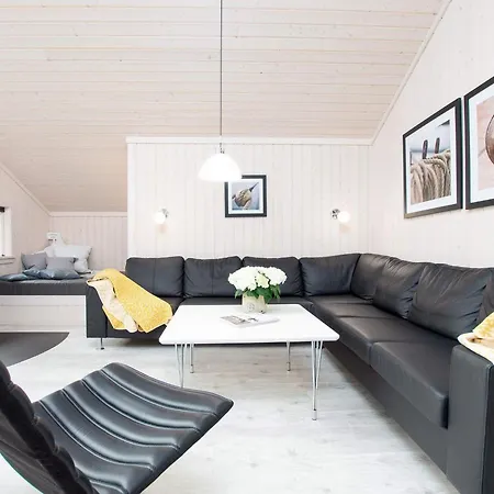 بيت للعطل Inviting With Sauna *