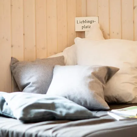 Inviting With Sauna بيت للعطل Großenbrode